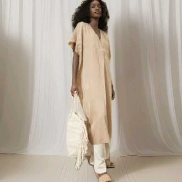 H&M Dresses & Skirts - H&M Satin Kaftan Dress Beige V-Neck Midi Drapey Slouchy Oversized Boho Sz XXL